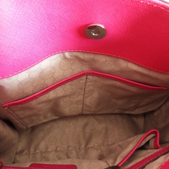 Michael Kors Pink Purse - Picture 6 of 7